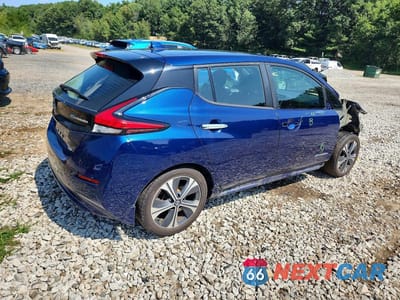 Trzecie zdjęcie samochodu z tyłu: 2018 NISSAN LEAF SV VIN:1N4AZ1CPXJC303088 - miniatura