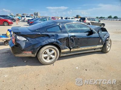 Trzecie zdjęcie samochodu z tyłu: 2008 FORD MUSTANG VIN:1ZVHT80NX85164937 - miniatura