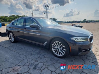 Czwarte zdjęcie samochodu z boku: 2021 BMW 530 XI VIN:WBA13BJ02MWW95684 - miniatura