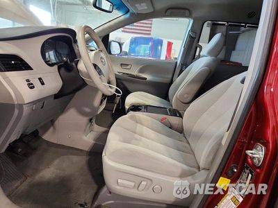 Zdjęcie 7 z 13 samochodu: 2012 TOYOTA SIENNA LE VIN:5TDKK3DC4CS241344 - miniatura