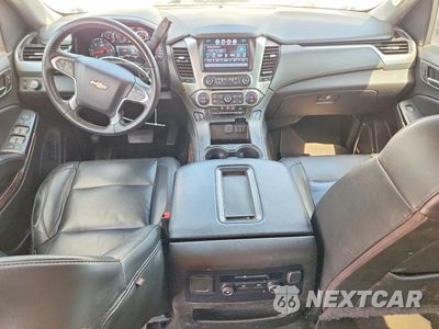 Zdjęcie 8 z 13 samochodu: 2017 CHEVROLET TAHOE C1500 LT VIN:1GNSCBKC4HR189415 - miniatura