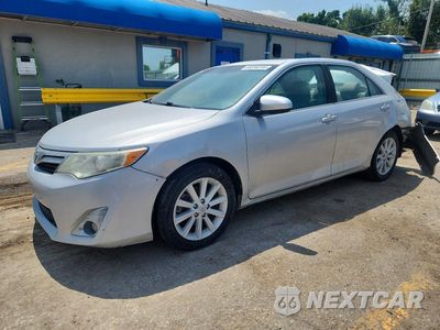 2013 TOYOTA CAMRY XLE 4T4BF1FK8DR295712 - główne zdjęcie licytacji z USA - miniatura