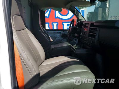 Zdjęcie 11 z 14 samochodu: 2024 GMC SAVANA CUT - BOX TRUCK VIN:1GD07RFP7R1215902 - miniatura