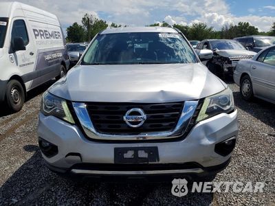 Piąte zdjęcie samochodu w środku: 2017 NISSAN PATHFINDER SV VIN:5N1DR2MM2HC691487 - miniatura
