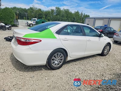 Trzecie zdjęcie samochodu z tyłu: 2017 TOYOTA CAMRY HYBRID LE VIN:4T1BD1FK8HU217467 - miniatura