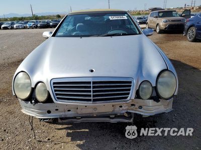 Piąte zdjęcie samochodu w środku: 2001 MERCEDES-BENZ CLK 430 VIN:WDBLK70GX1T056443 - miniatura