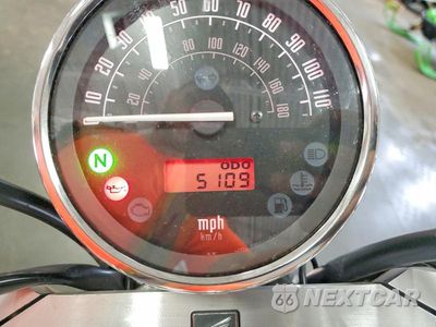 Zdjęcie 7 z 10 samochodu: 2011 HONDA VT750 RS VIN:JH2RC5880BK000388 - miniatura