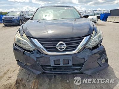 Piąte zdjęcie samochodu w środku: 2017 NISSAN ALTIMA 2.5 SV VIN:1N4AL3AP8HC180420 - miniatura