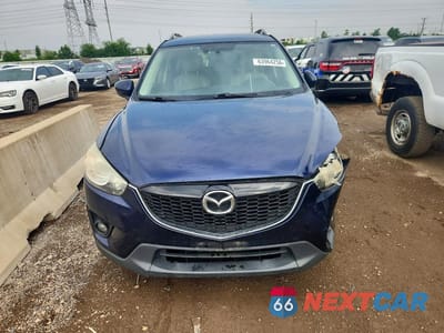 Piąte zdjęcie samochodu w środku: 2013 MAZDA CX-5 GT VIN:JM3KE4DEXD0134566 - miniatura