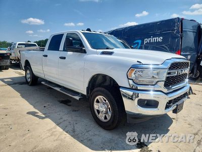 Czwarte zdjęcie samochodu z boku: 2022 RAM 2500 TRADESMAN VIN:3C6UR5HJ0NG129867 - miniatura