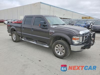 Czwarte zdjęcie samochodu z boku: 2008 FORD F250 SUPER DUTY VIN:1FTSW21R18EA03956 - miniatura