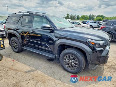 Czwarte zdjęcie samochodu z boku: 2025 TOYOTA 4RUNNER SR5 VIN:JTEVA5BR7S5045823 - miniatura