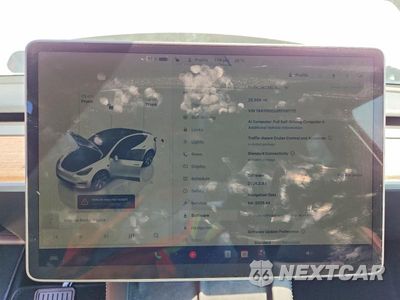 Zdjęcie 9 z 14 samochodu: 2024 TESLA MODEL Y VIN:7SAYGDED2RF091775 - miniatura