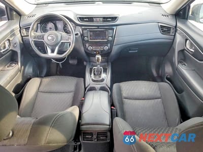 Zdjęcie 8 z 12 samochodu: 2018 NISSAN ROGUE SV VIN:KNMAT2MV1JP616005 - miniatura