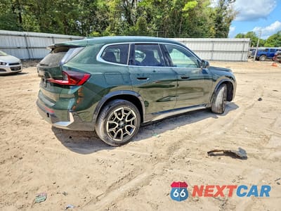 Trzecie zdjęcie samochodu z tyłu: 2025 BMW X1 XDRIVE28I VIN:WBX73EF07S5281569 - miniatura