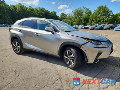 Czwarte zdjęcie samochodu z boku: 2018 LEXUS NX 300 BASE VIN:JTJBARBZ5J2164529 - miniatura