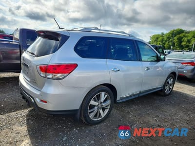 Trzecie zdjęcie samochodu z tyłu: 2014 NISSAN PATHFINDER S VIN:5N1AR2MM3EC735771 - miniatura