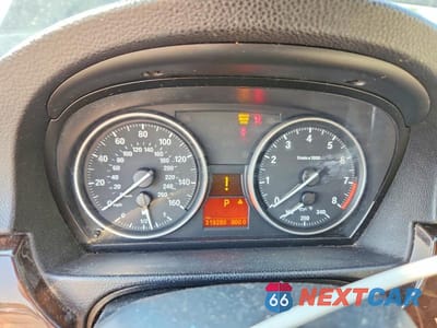 Zdjęcie 9 z 12 samochodu: 2011 BMW 328 I VIN:WBAKE3C52BE558518 - miniatura