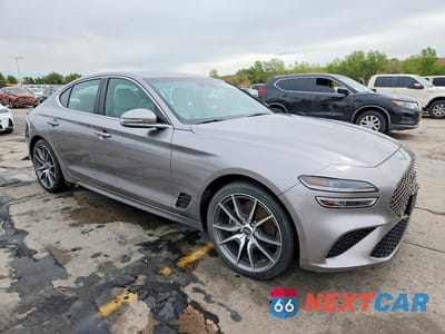 Czwarte zdjęcie samochodu z boku: 2023 GENESIS G70 2.0T VIN:KMTG34TA7PU124403 - miniatura