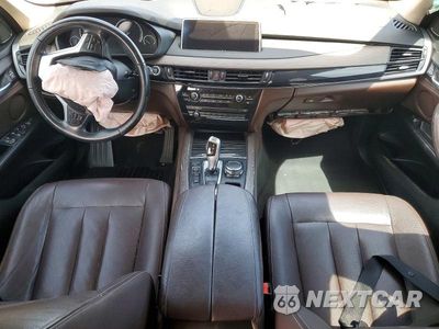 Zdjęcie 8 z 13 samochodu: 2016 BMW X5 XDRIVE35I VIN:5UXKR0C59G0P27779 - miniatura