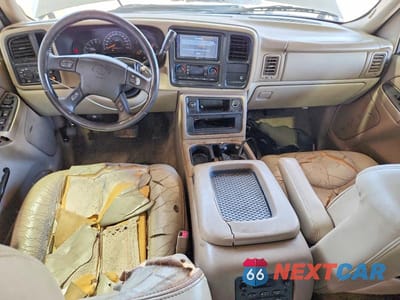 Zdjęcie 8 z 14 samochodu: 2006 CHEVROLET TAHOE C1500 VIN:1GNEC13T26R111265 - miniatura