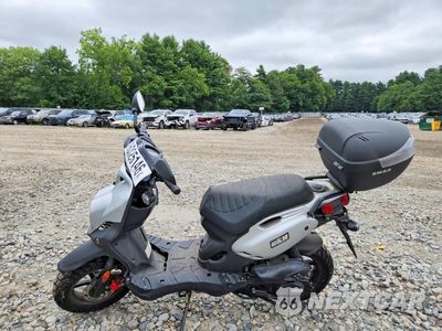 Trzecie zdjęcie samochodu z tyłu: 2020 GENUINE SCOOTER CO. ROUGHHOUSE 50 VIN:RFVPMP204L1017560 - miniatura
