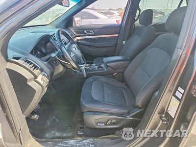 Zdjęcie 7 z 14 samochodu: 2017 FORD EXPLORER XLT VIN:1FM5K7D89HGB39583 - miniatura