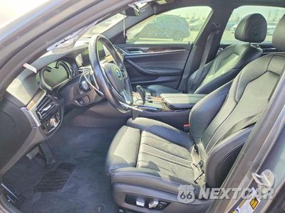 Zdjęcie 7 z 12 samochodu: 2018 BMW 530E VIN:WBAJA9C56JB252917 - miniatura