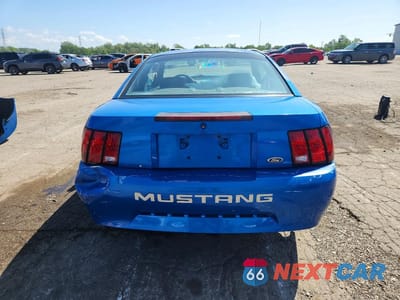 Zdjęcie 6 z 13 samochodu: 2000 FORD MUSTANG VIN:1FAFP4041YF157891 - miniatura