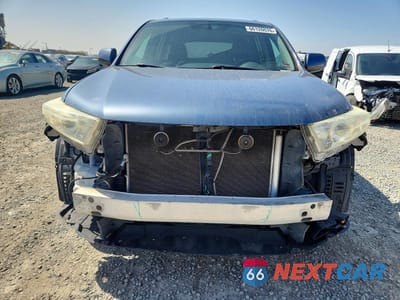 Piąte zdjęcie samochodu w środku: 2013 TOYOTA HIGHLANDER SE VIN:5TDZK3EH3DS095027 - miniatura