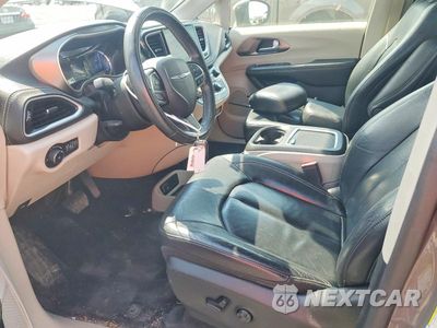 Zdjęcie 7 z 13 samochodu: 2022 CHRYSLER PACIFICA HYBRID TOURING L VIN:2C4RC1L74NR121057 - miniatura