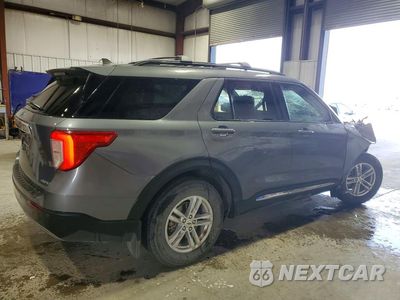Trzecie zdjęcie samochodu z tyłu: 2022 FORD EXPLORER XLT VIN:1FMSK8DH0NGA54295 - miniatura