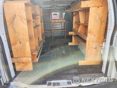 Zdjęcie 10 z 13 samochodu: 2018 GMC SAVANA G2500 VIN:1GTW7AFG8J1211460 - miniatura