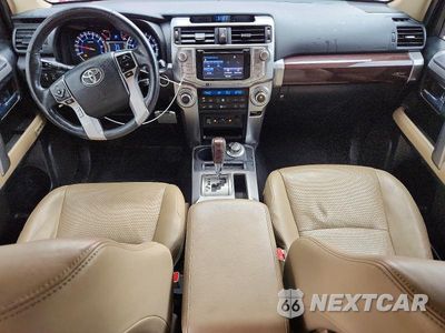 Zdjęcie 8 z 13 samochodu: 2018 TOYOTA 4RUNNER LIMITED VIN:JTEBU5JR1J5495462 - miniatura