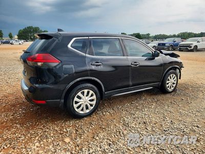Trzecie zdjęcie samochodu z tyłu: 2018 NISSAN ROGUE S VIN:KNMAT2MTXJP550889 - miniatura