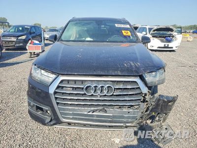 Piąte zdjęcie samochodu w środku: 2018 AUDI Q7 PREMIUM PLUS VIN:WA1LAAF75JD021273 - miniatura