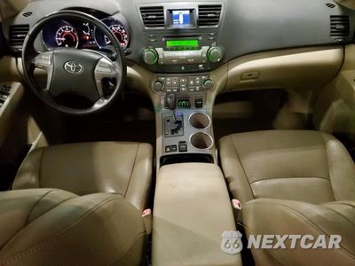 Zdjęcie 8 z 13 samochodu: 2008 TOYOTA HIGHLANDER SPORT VIN:JTEES43A082051361 - miniatura