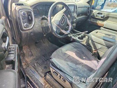 Zdjęcie 8 z 13 samochodu: 2021 GMC SIERRA K3500 SLT VIN:1GT49UEY0MF127881 - miniatura