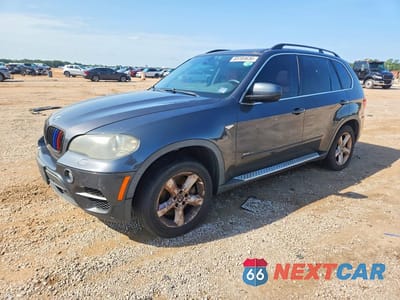 2011 BMW X5 XDRIVE50I 5UXZV8C57BL421020 - główne zdjęcie licytacji z USA - miniatura