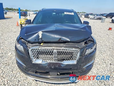 Piąte zdjęcie samochodu w środku: 2019 LINCOLN MKC RESERVE VIN:5LMCJ3C92KUL18597 - miniatura