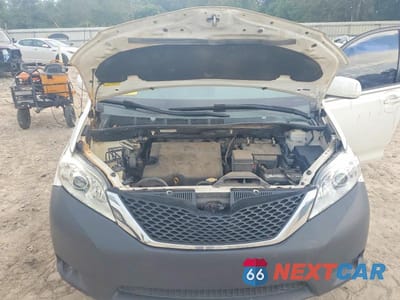 Zdjęcie 12 z 13 samochodu: 2012 TOYOTA SIENNA LE VIN:5TDKK3DC1CS275905 - miniatura