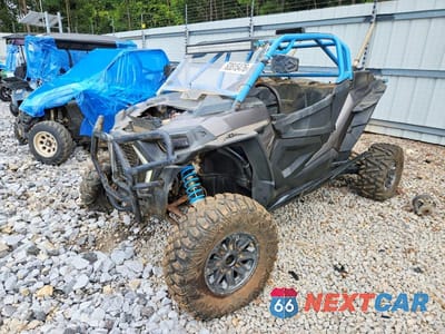 Drugie zdjęcie samochodu z przodu: 2019 POLARIS RZR XP TURBO EPS VIN:3NSVDE925KF423929 - miniatura