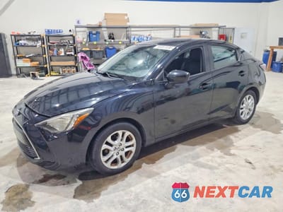 2016 SCION IA BASE 3MYDLBZV5GY135057 - główne zdjęcie licytacji z USA - miniatura