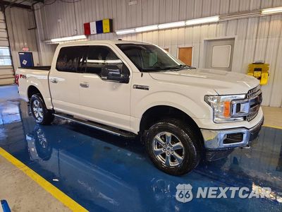 Czwarte zdjęcie samochodu z boku: 2018 FORD F150 SUPERCREW VIN:1FTEW1E57JFB64844 - miniatura