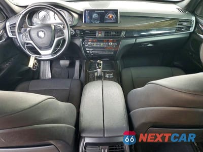 Zdjęcie 8 z 12 samochodu: 2018 BMW X5 XDR40E VIN:5UXKT0C56J0W00755 - miniatura