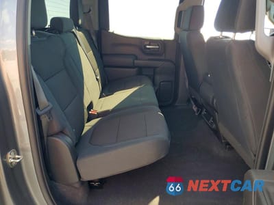 Zdjęcie 10 z 13 samochodu: 2020 CHEVROLET SILVERADO K1500 TRAIL BOSS CUSTOM VIN:3GCPYCEFXLG236807 - miniatura