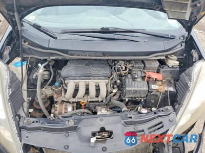 Zdjęcie 12 z 13 samochodu: 2010 HONDA FIT VIN:JHMGE8H21AC038260 - miniatura