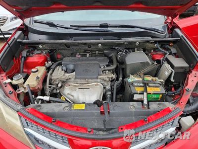 Zdjęcie 11 z 13 samochodu: 2015 TOYOTA RAV4 LE VIN:JTMBFREV7FD127233 - miniatura
