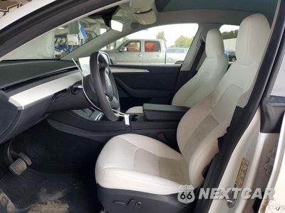 Zdjęcie 7 z 12 samochodu: 2023 TESLA MODEL Y VIN:7SAYGDEE3PF967484 - miniatura