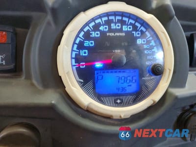 Zdjęcie 8 z 10 samochodu: 2015 POLARIS RZR 1000 XP UTILITY VEHICLE VIN:4XAVDE99XFB315546 - miniatura